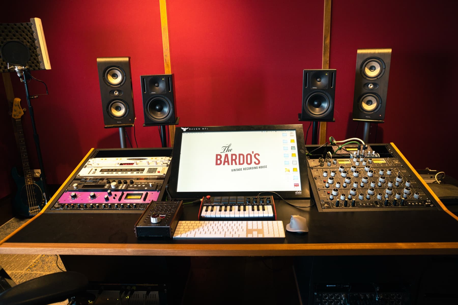 חדר מסטרינג